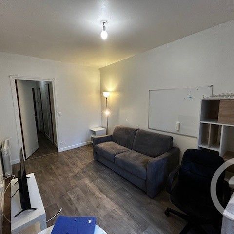 Location Appartement 1 pièce 21m² LA NEUVILLETTE 51100 - Photo 1