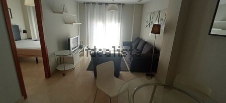 Alquiler de piso en Calle Victoria - Photo 4