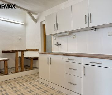 Pronájem bytu 1+kk 35 m² - Photo 1