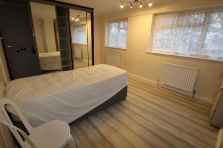 2 bedroom terraced house to rent - Photo 5