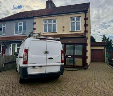 Arterial Road, Rayleigh, SS6 - Photo 2