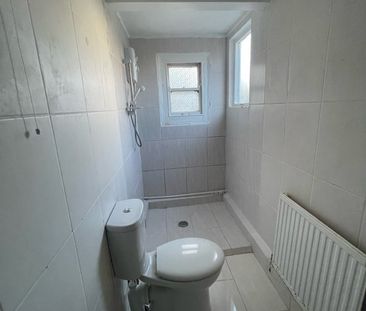 Studio Flat, Carlisle Road, BN3 - Photo 6