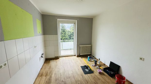 3 Zimmerwohnung ca. 80m² mit Balkon, in Dortmund-Lütgendortmund zu vermieten! - Foto 1