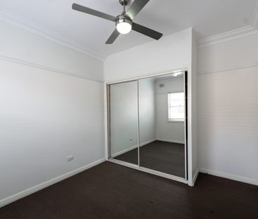 CONVENIENT HOME WITH EASY ACCESS TO NEWCASTLE UNIVERSITY - Photo 6