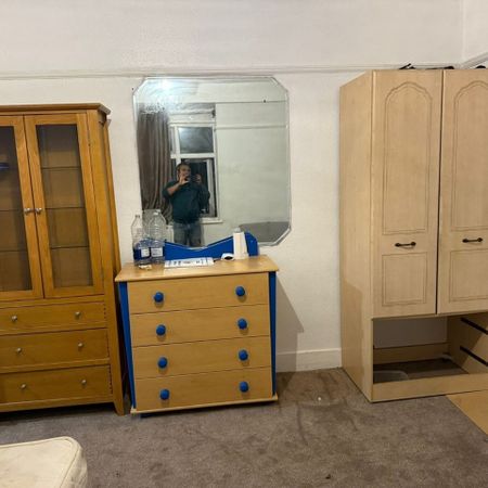 Room in a Shared Flat, Green Lane, IG3 - Photo 3