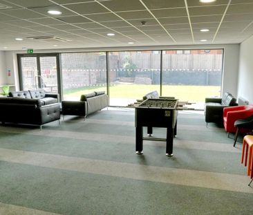 1 bedroom private hall to rent - Photo 1