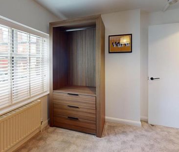 6 bedroom house to rent - Photo 3