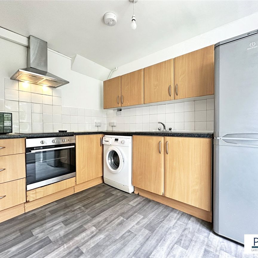 Natal Road, Brighton, East Sussex, BN2 4BN - Photo 1