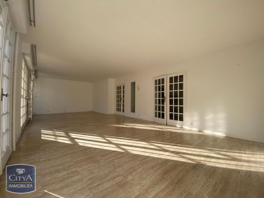 Location Appartement 4 pièces 123m² AVIGNON 84000 - Photo 1