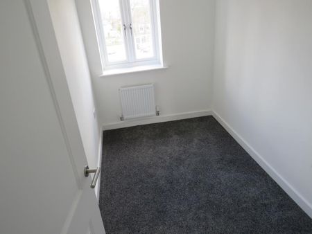 ErasmusDrive, Derby - Photo 5