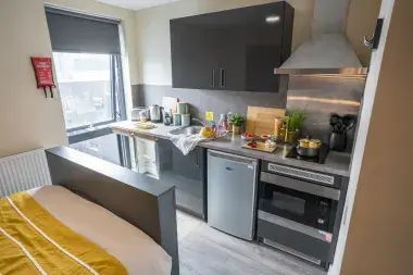 1 bedroom private hall to rent - Photo 1