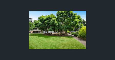 612 / 1 Larkin Street Camperdown NSW 2050 - Photo 5