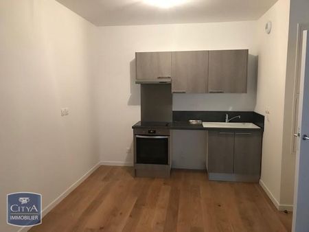 Location Appartement 2 pièces 42m² ST CYR SUR LOIRE 37540 - Photo 2