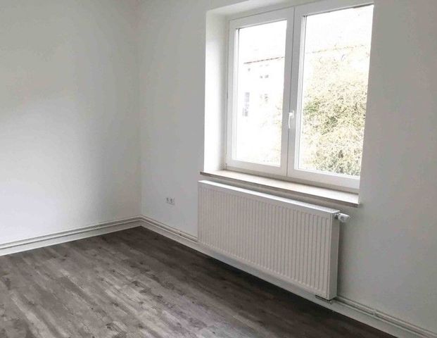 3-Zimmer-Wohnung mit Tageslichtbad und Balkon - Photo 1