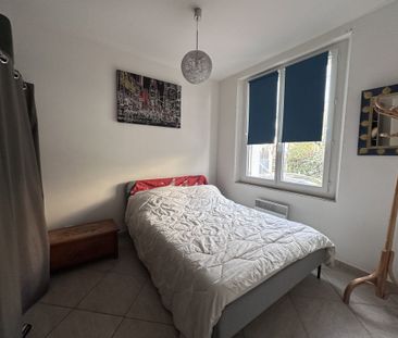 Location Appartement 4 pièces 86m² TOULON 83000 - Photo 5