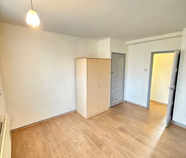 1 Bed Flat, Longbridge Road, IG11 - Photo 3