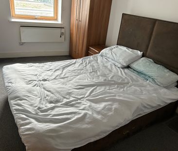 1 Bed Flat, The Boulevard, LS10 - Photo 4