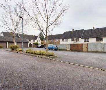 Court View, Stonehouse, Gloucestershire, GL10 - Photo 4