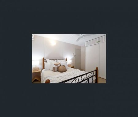 Spacious Home in Prime South Mackay - Photo 5