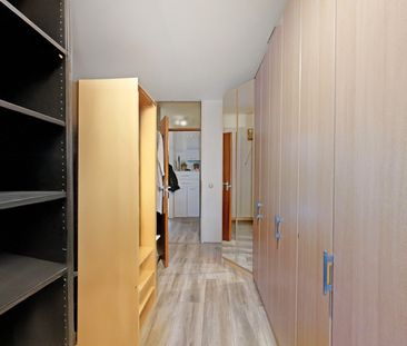 IMMOPARTNER – WOHLFÜHLFAKTOR – 4-ZIMMER-WOHNUNG IN KLIENEM 3-PARTEI... - Photo 1