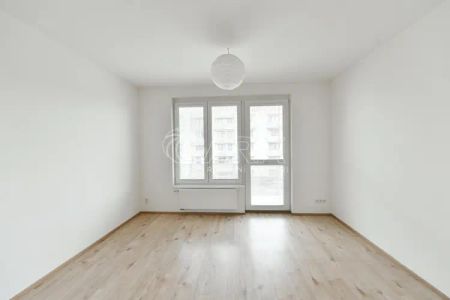 Pronájem bytu 1+KK 27 m - Photo 2
