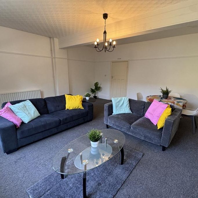 3 bedroom apartment to rent - Photo 1