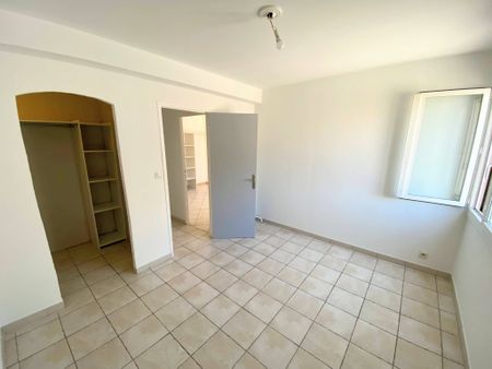 13400, Aubagne - Photo 3
