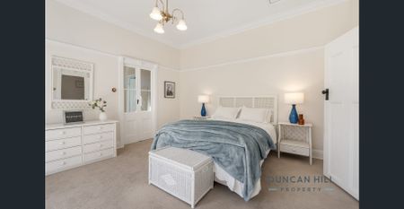 Beautiful Cottage - Photo 2