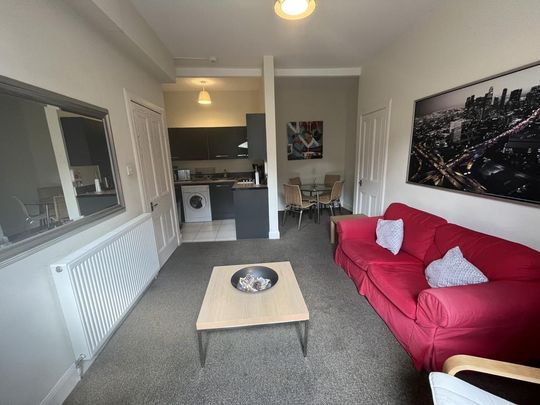 1 bedroom flat to rent - Photo 1