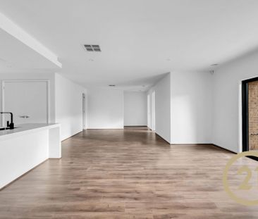Stylish 4-Bedroom Family Home in Deanside - Photo 6