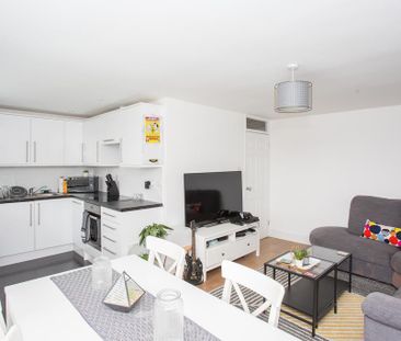 2 bedroom apartment to rent - Photo 6