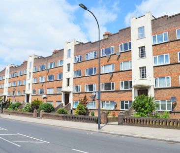 Flat to rent - Lee High Road, Lewisham, SE13 - Photo 3