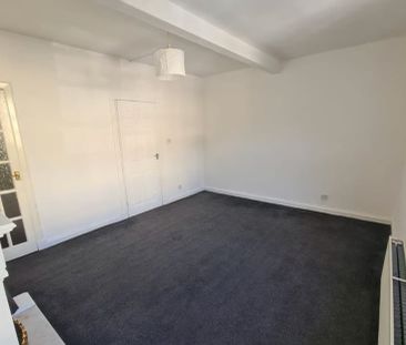 2 Bed Flat, Prestonfield Terrace, EH16 - Photo 2