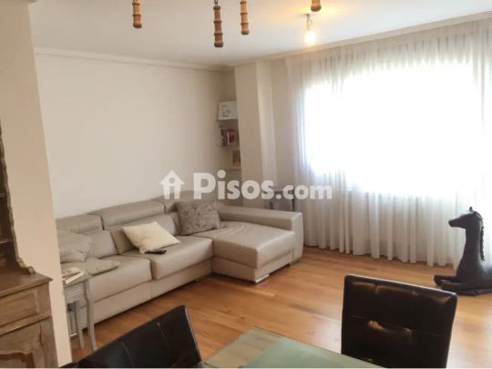 Piso en alquiler en Puerto Chico - Foto 1