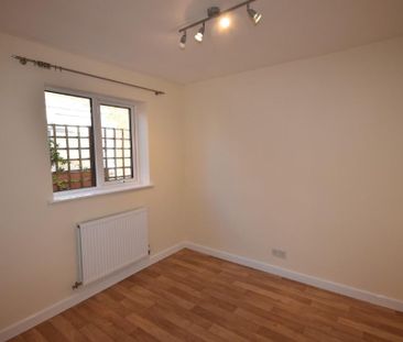 3 bedroom bungalow to rent - Photo 6