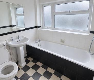 2 Bed Terraced House, Goring Road, CV2 - Photo 4