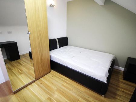 2 bedroom flat share to rent - Photo 2