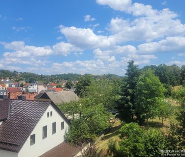 Singlewohnung im Dachgeschoss mit modernen Bad zu vermieten! - Foto 3