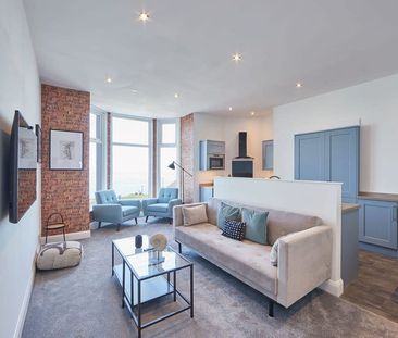 Crescent Terrace - Photo 2