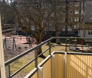 Fyrspannsgatan, Hässelby - Photo 1