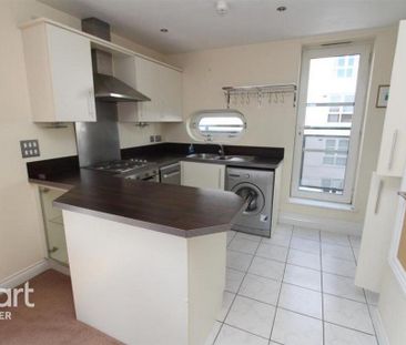 2 bedroom apartment to rent - Photo 2