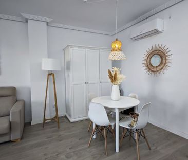 Apartamento de alquiler en Calle Calle Gran Via, Los Arenales del Sol - Photo 3