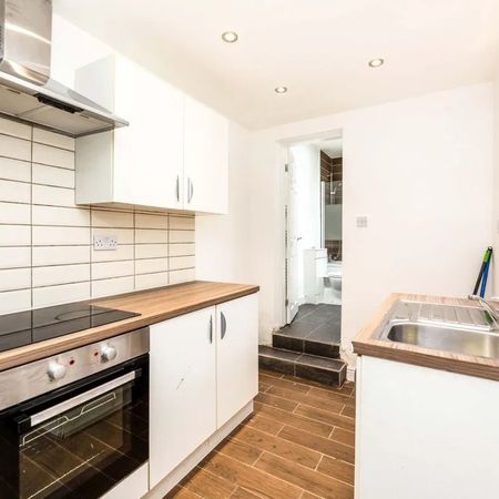 1 Bed Flat, Hinde Street, S4 - Photo 3