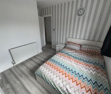 5 bedroom detached house to rent - Photo 1