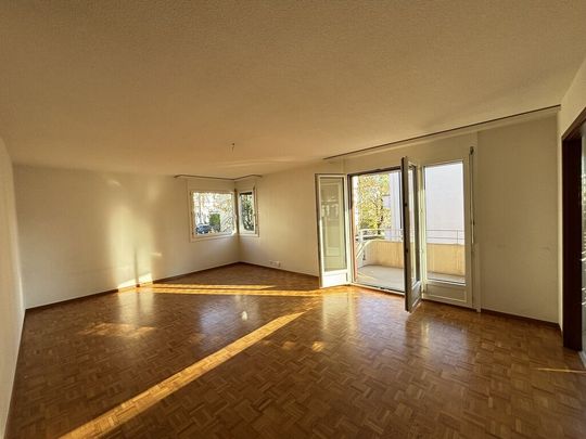 Spacious 3.5-room apartment in Lausanne, near Sauvabelin Park - Photo 1