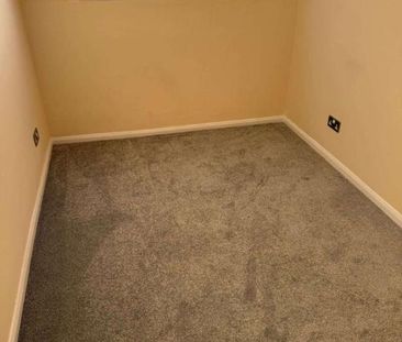 Ware, SG12 - Photo 5