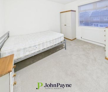 3 bedroom terraced house to rent - Photo 6