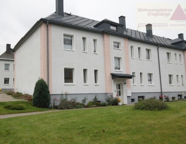 Schicke 2-Raum-Wohnung in ruhiger Waldrandlage - Bärenstein! - Photo 1