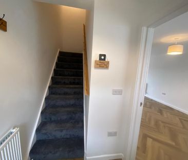 2 bedroom semi-detached house to rent - Photo 3