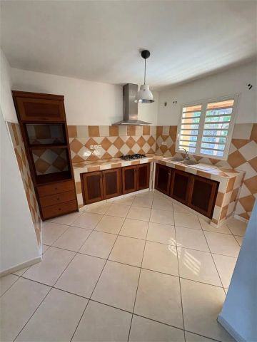 Location maison 4 pièces - 106.22m² à Saint pierre (97410) - Photo 5
